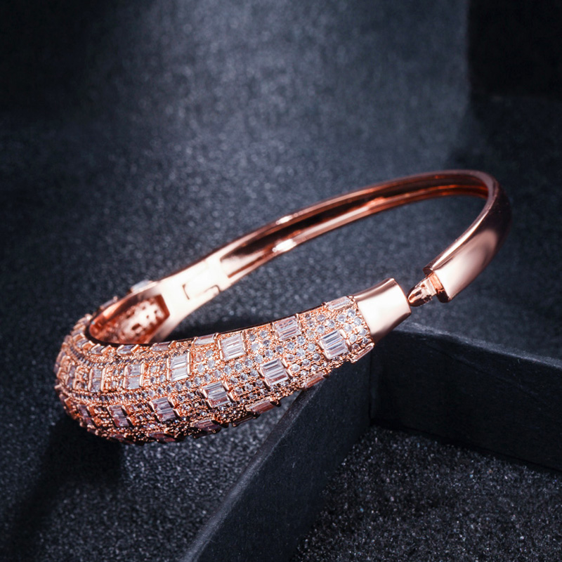 페라 럭셔리 두바이 골드 컬러 샤이니 브릴리언트 CZ  - Men'S Accessories Dubai 리뷰 및 가격